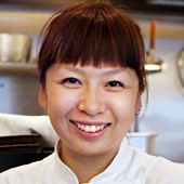 石渡静香
